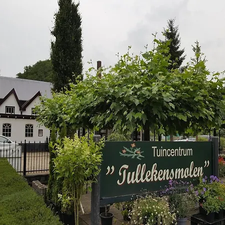 Chalet Unique With Terrace In Beekbergen